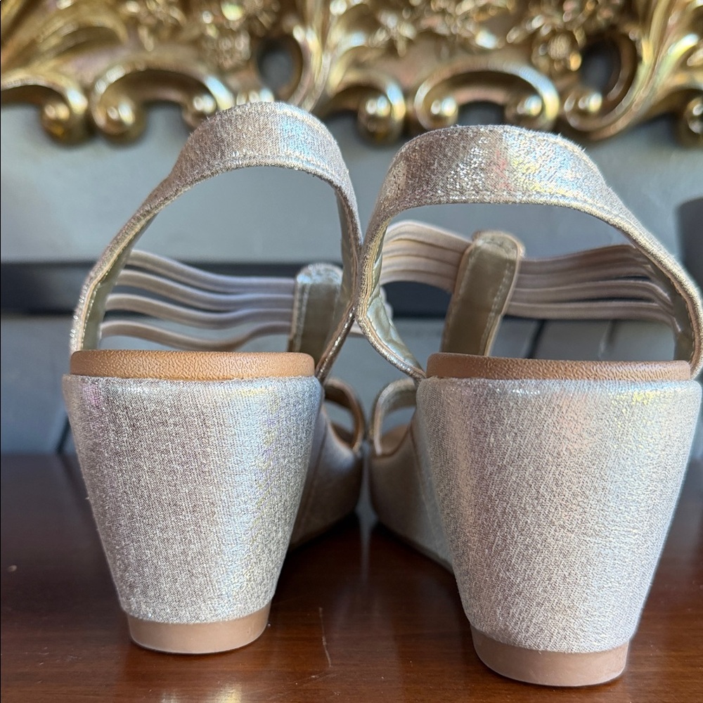 Kelly & Katie Gold Wedge Sandals with Rhinestones 9.5 dressy comfortable - Picture 5 of 5